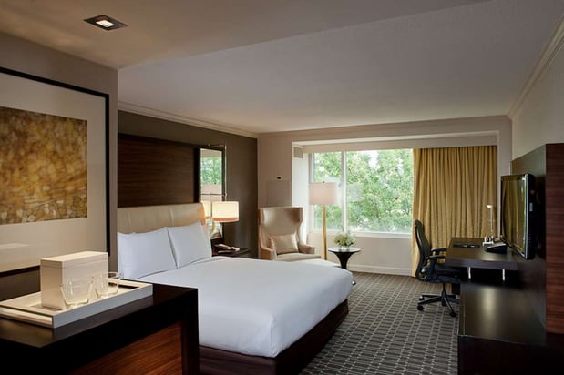 Images Hilton McLean Tysons Corner