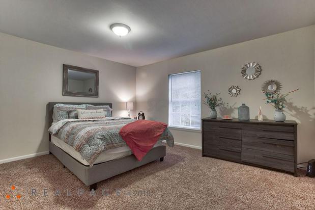 Images Lemans At Lawndale