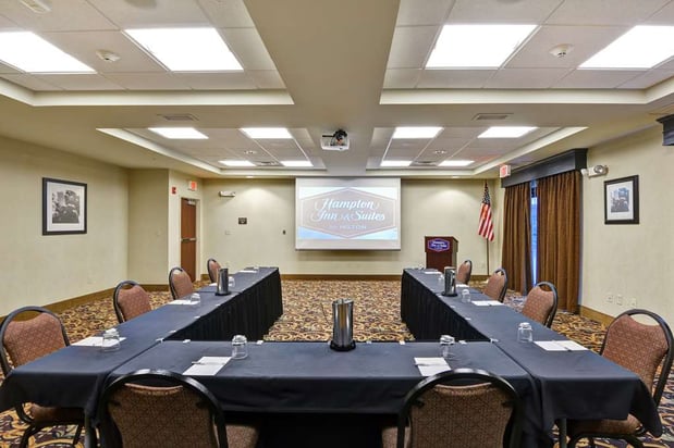 Images Hampton Inn & Suites New Hartford