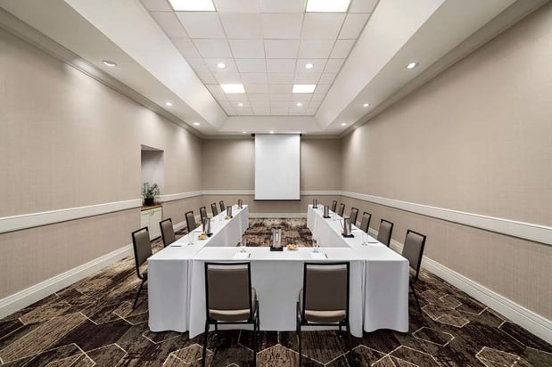 Images Embassy Suites by Hilton Phoenix Downtown North