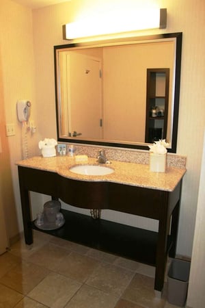 Images Hampton Inn & Suites Phoenix Glendale-Westgate