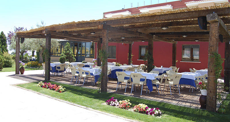Images Restaurante Hotel Cuatro Calzadas