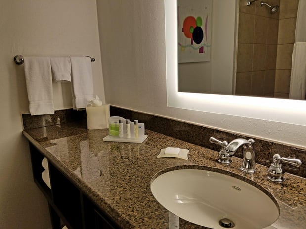 Images Holiday Inn Irving - Las Colinas by IHG
