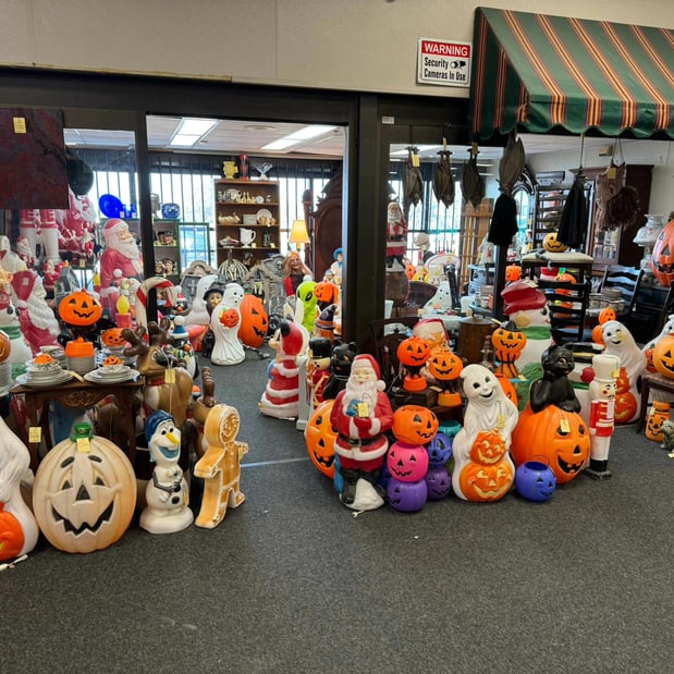 Images Ohio Valley Antique Mall
