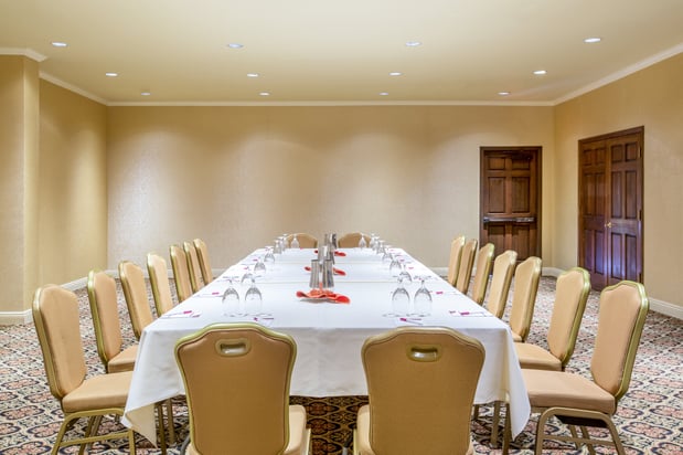 Images Crowne Plaza San Diego - Mission Valley by IHG
