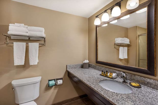 Images Best Western Plus Intercourse Village Inn & Suites