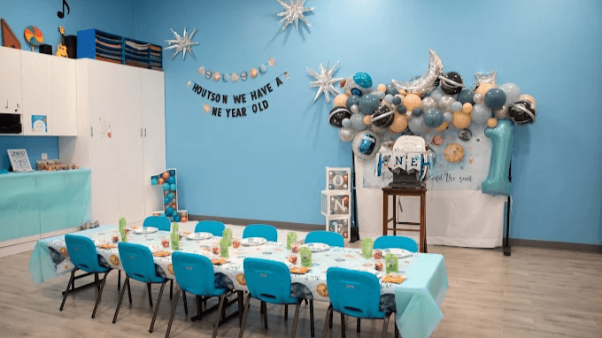 Come inside and discover a place created especially for young children and the people who care for them. Our children classes in Frisco make it easy to add purposeful play, learning, and quality family time to your week.