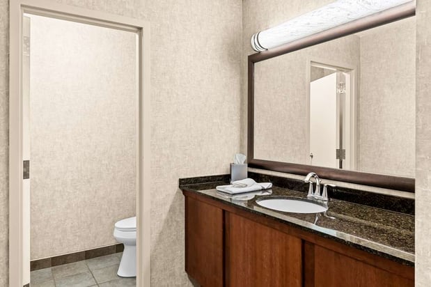 Images Heartland Inn & Suites, SureStay Collection by Best Western