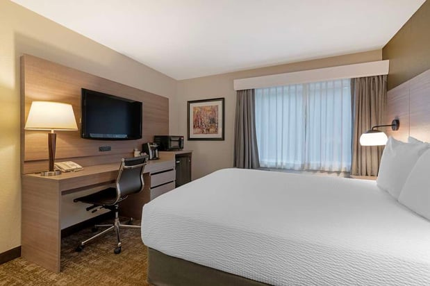 Images Best Western Plus Windjammer Inn & Conference Center