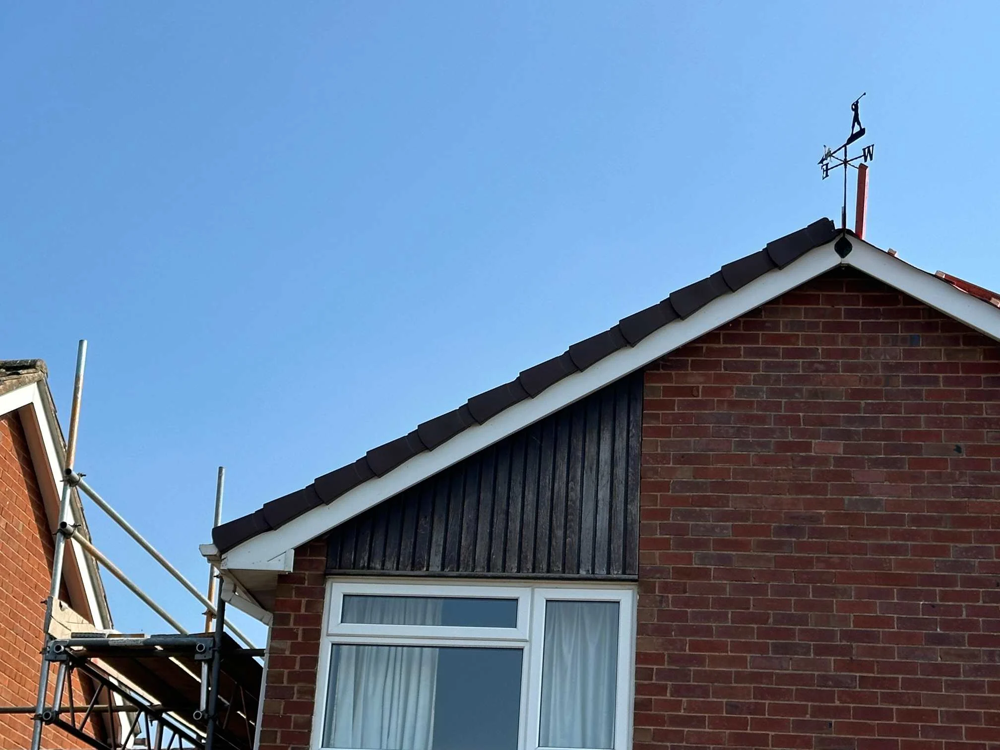 Images RedLine Roofing & Homes Ltd