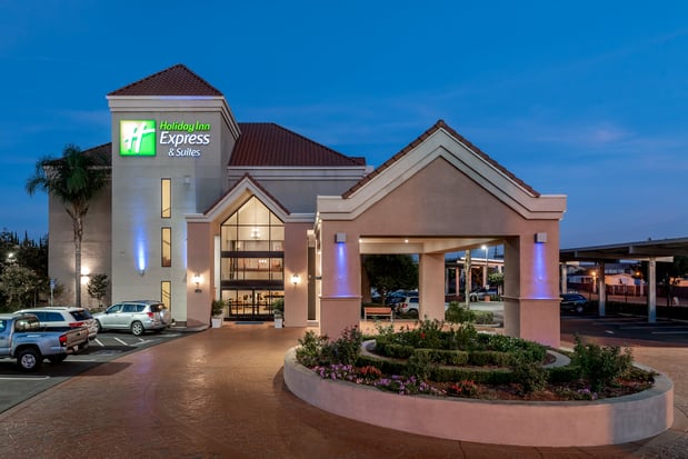 Images Holiday Inn Express & Suites Lathrop by IHG