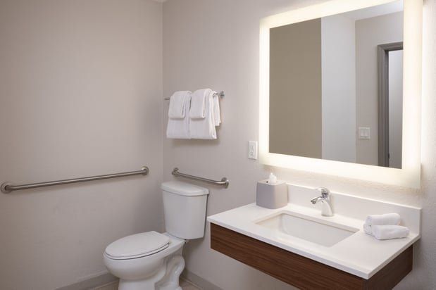 Images Holiday Inn Express & Suites Orlando International Airport by IHG