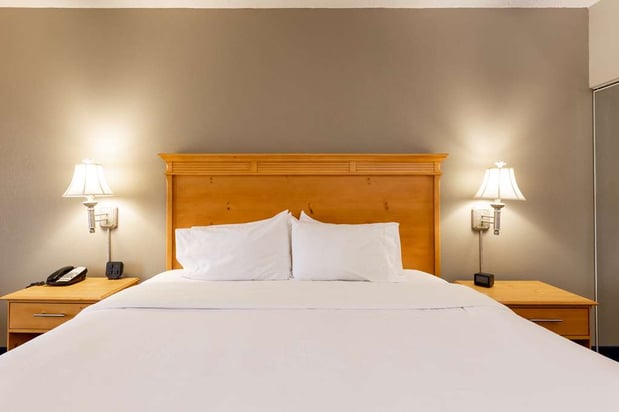 Images Hampton Inn & Suites Jacksonville Deerwood Park