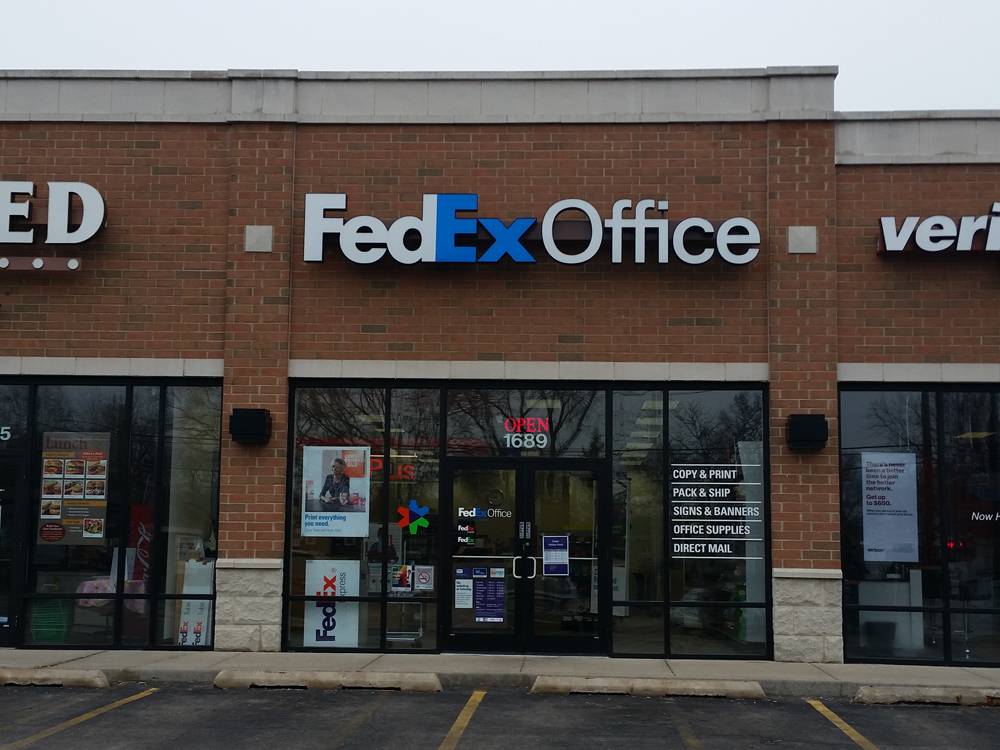 Exterior photo of FedEx Office location at 1689 Algonquin Rd\t Print quickly and easily in the self-service area at the FedEx Office location 1689 Algonquin Rd from email, USB, or the cloud\t FedEx Office Print & Go near 1689 Algonquin Rd\t Shipping boxes and packing services available at FedEx Office 1689 Algonquin Rd\t Get banners, signs, posters and prints at FedEx Office 1689 Algonquin Rd\t Full service printing and packing at FedEx Office 1689 Algonquin Rd\t Drop off FedEx packages near 1689 Algonquin Rd\t FedEx shipping near 1689 Algonquin Rd