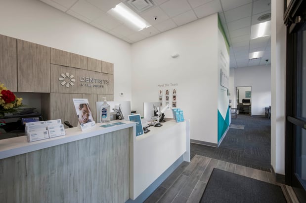 Images Dentists in the Grove