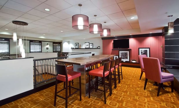 Images Hampton Inn & Suites Columbus-Downtown