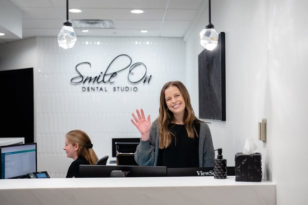 Images Smile On Dental Studio