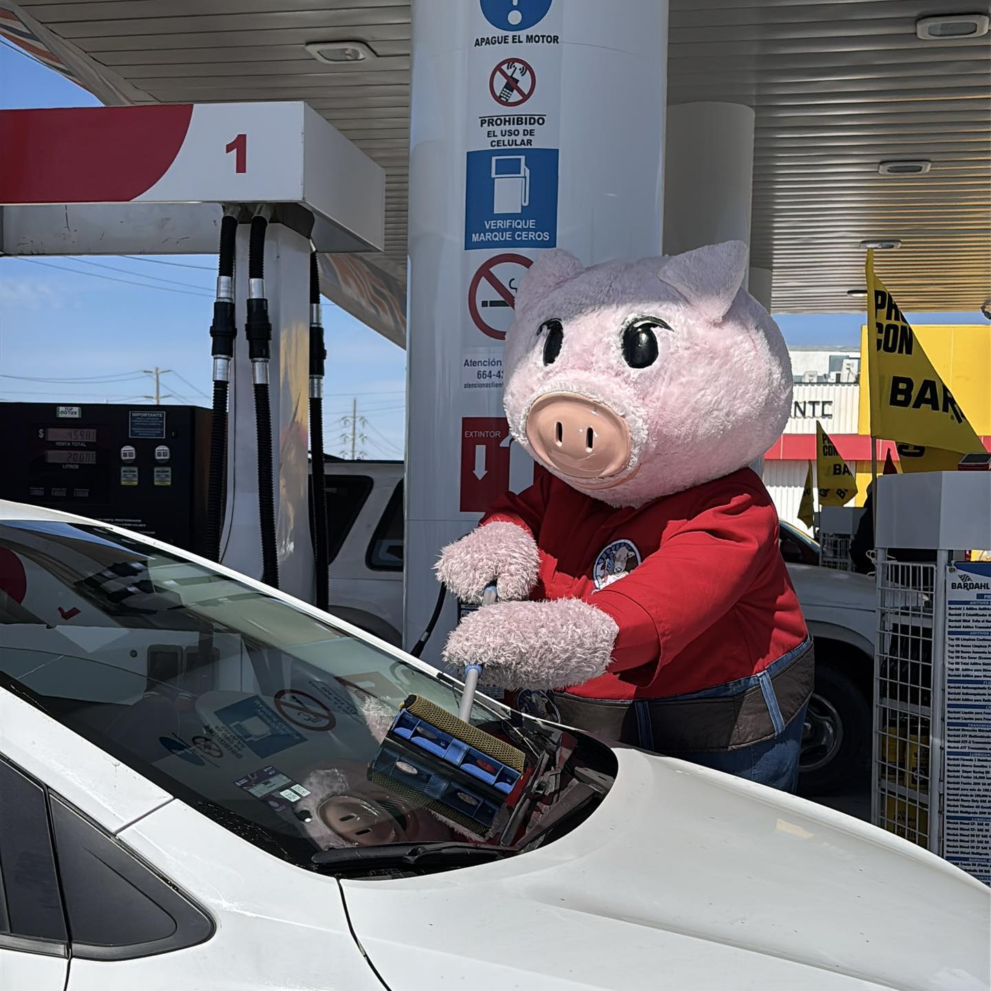 Images EL FLORIDO Gasolinera Barcelona