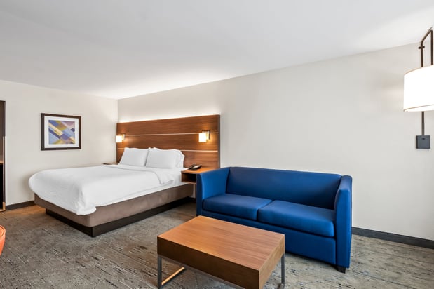 Images Holiday Inn Express & Suites Detroit Northwest - Livonia by IHG