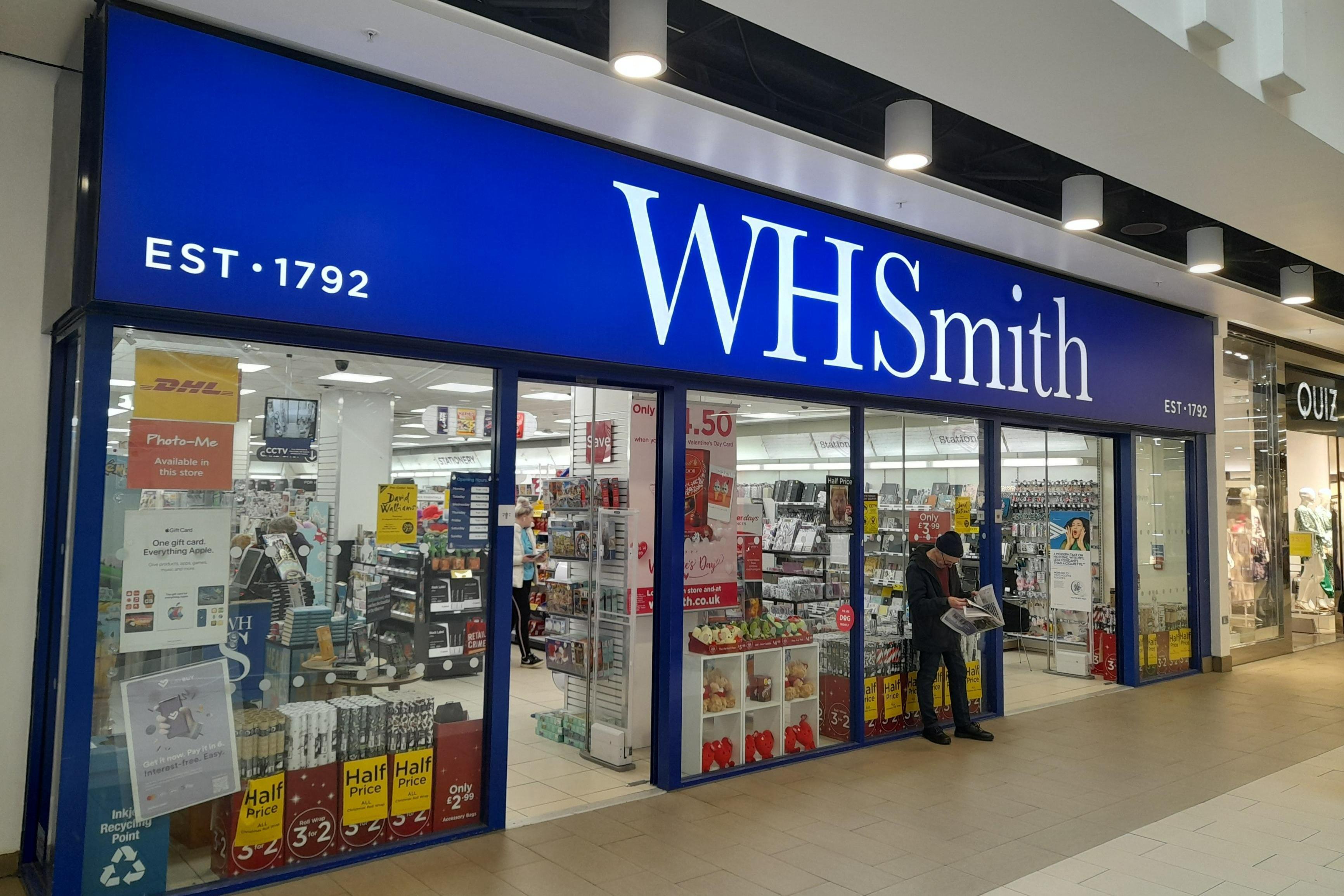 Images DHL Express Service Point (WHSmith Northampton)