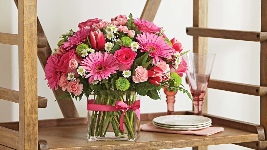 Help celebrate their special day with a gift of Birthday flowers!