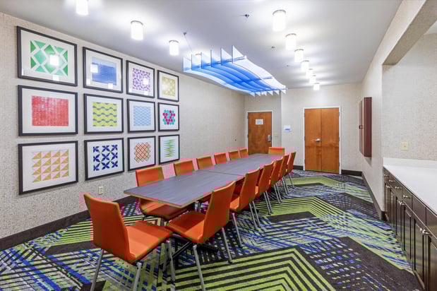 Images Holiday Inn Express & Suites Lafayette-South by IHG