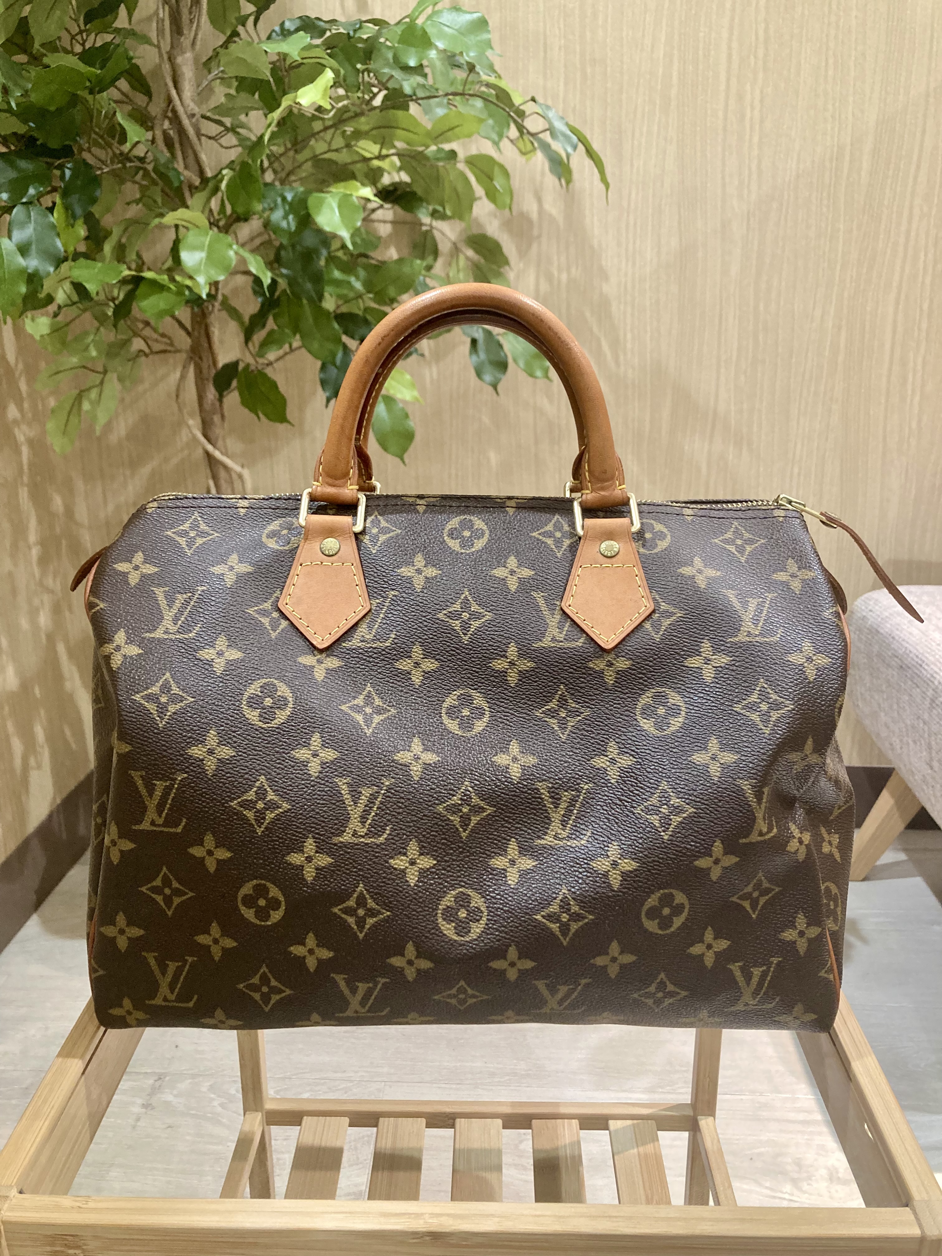 Images KOMEHYO（コメ兵）買取センター大丸須磨