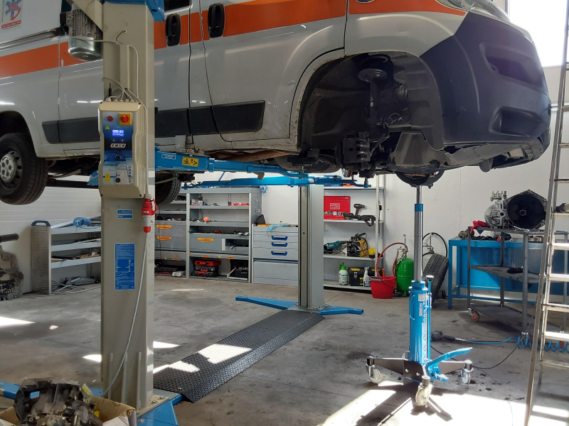 Images Diana service e parts officina