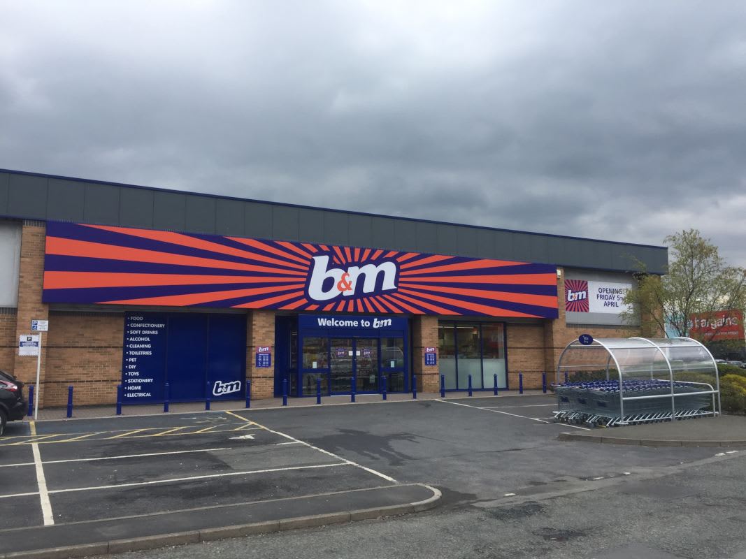 Images B&M Store with Garden Centre