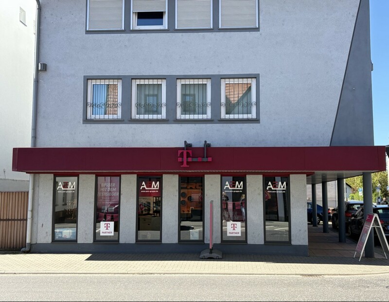 Kundenbild groß 1 Telekom Partner Nidda
