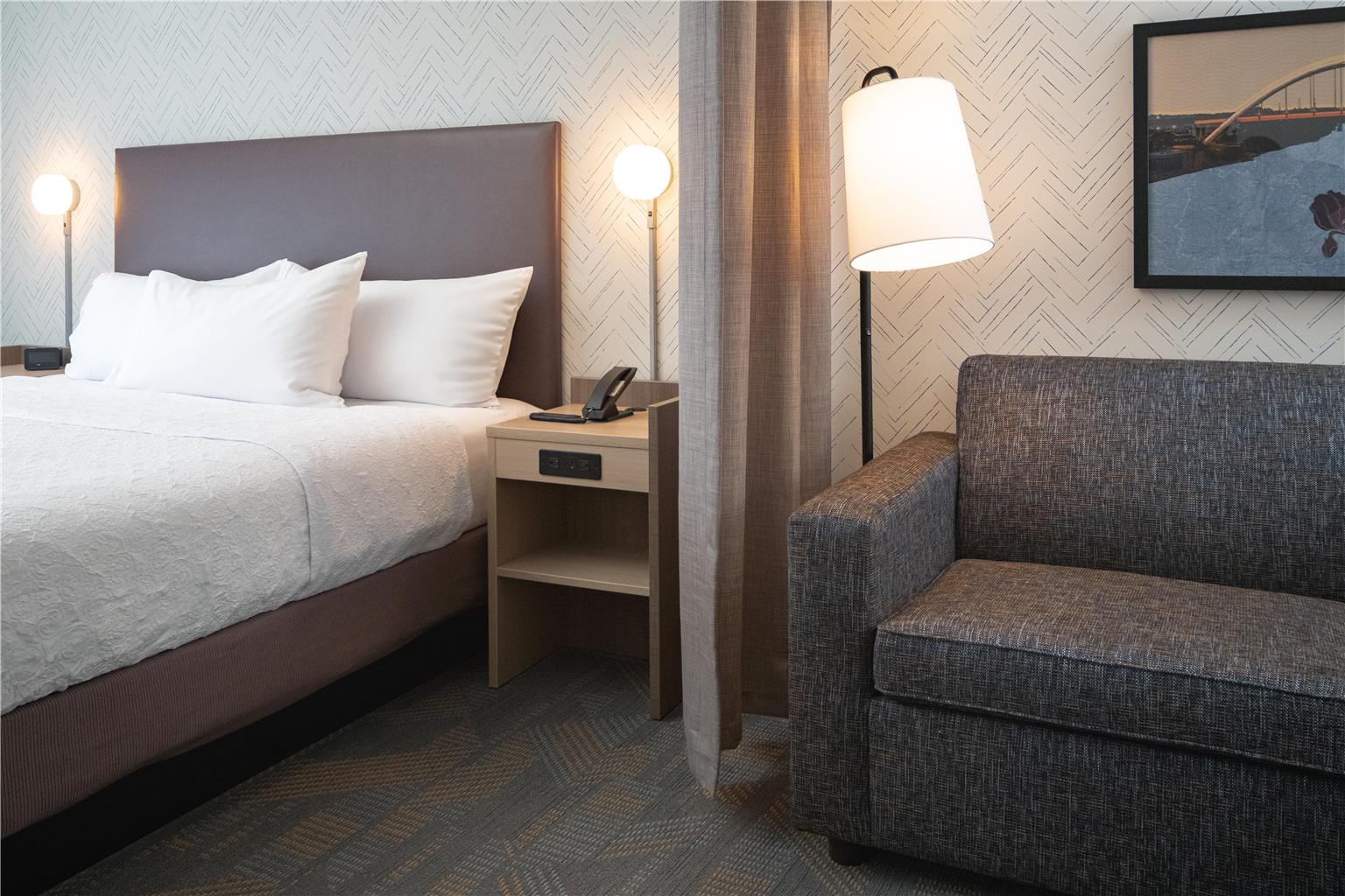 Guest room
