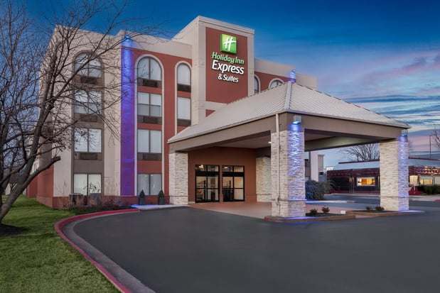 Images Holiday Inn Express & Suites Bentonville by IHG