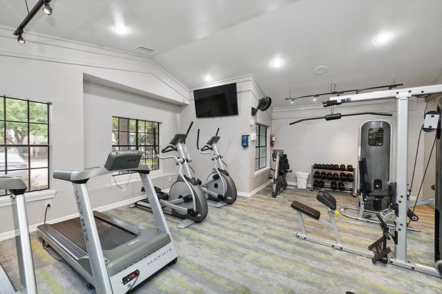 Images Heatherstone Apartment Homes