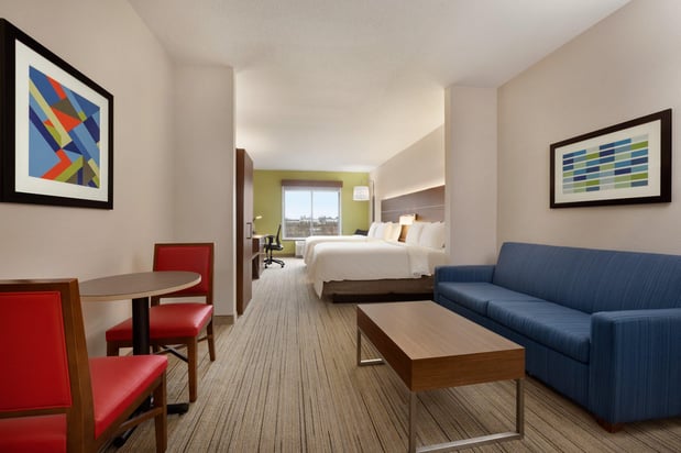 Images Holiday Inn Express & Suites Opelika Auburn by IHG