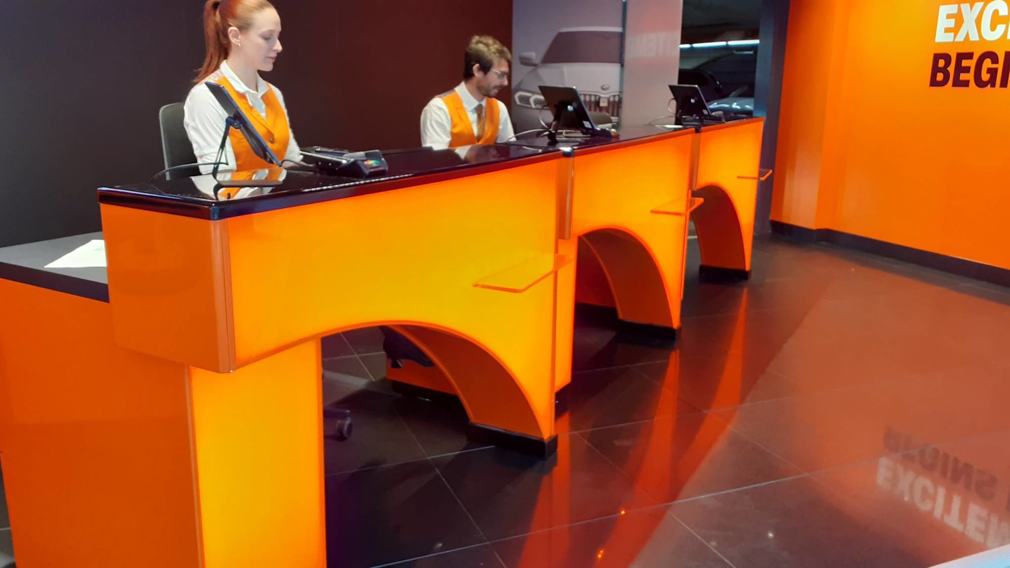 SIXT Alquiler de Coches - Bilbao Aeropuerto (BIO) 5