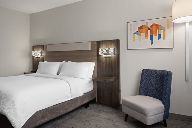 Images Holiday Inn Express Toledo North by IHG