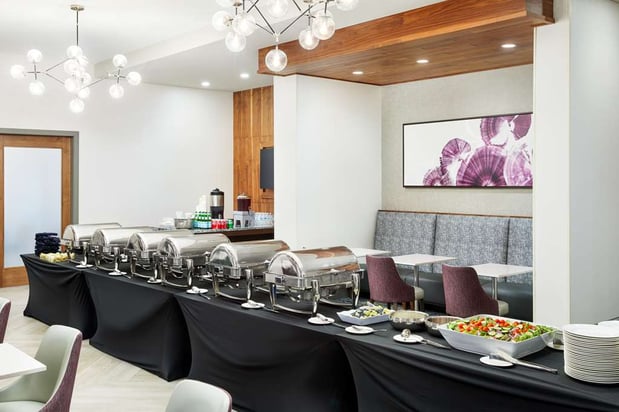 Images Embassy Suites by Hilton Atlanta Airport North