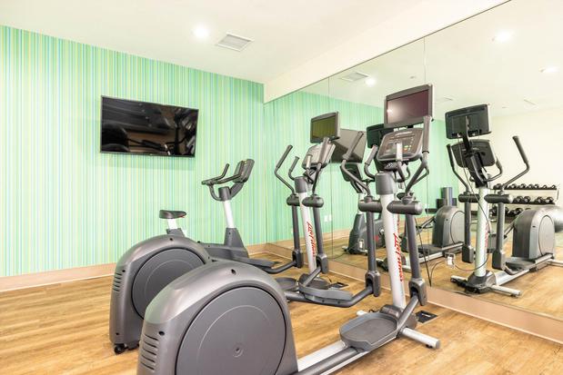 Images Holiday Inn Express & Suites San Jose – Silicon Valley by IHG