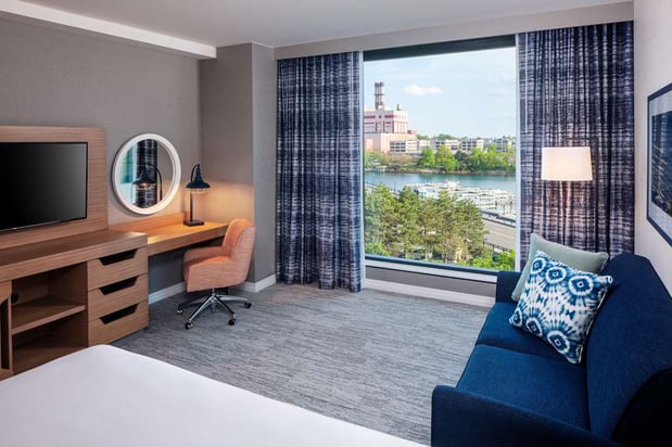 Images Hampton Inn Boston Seaport District