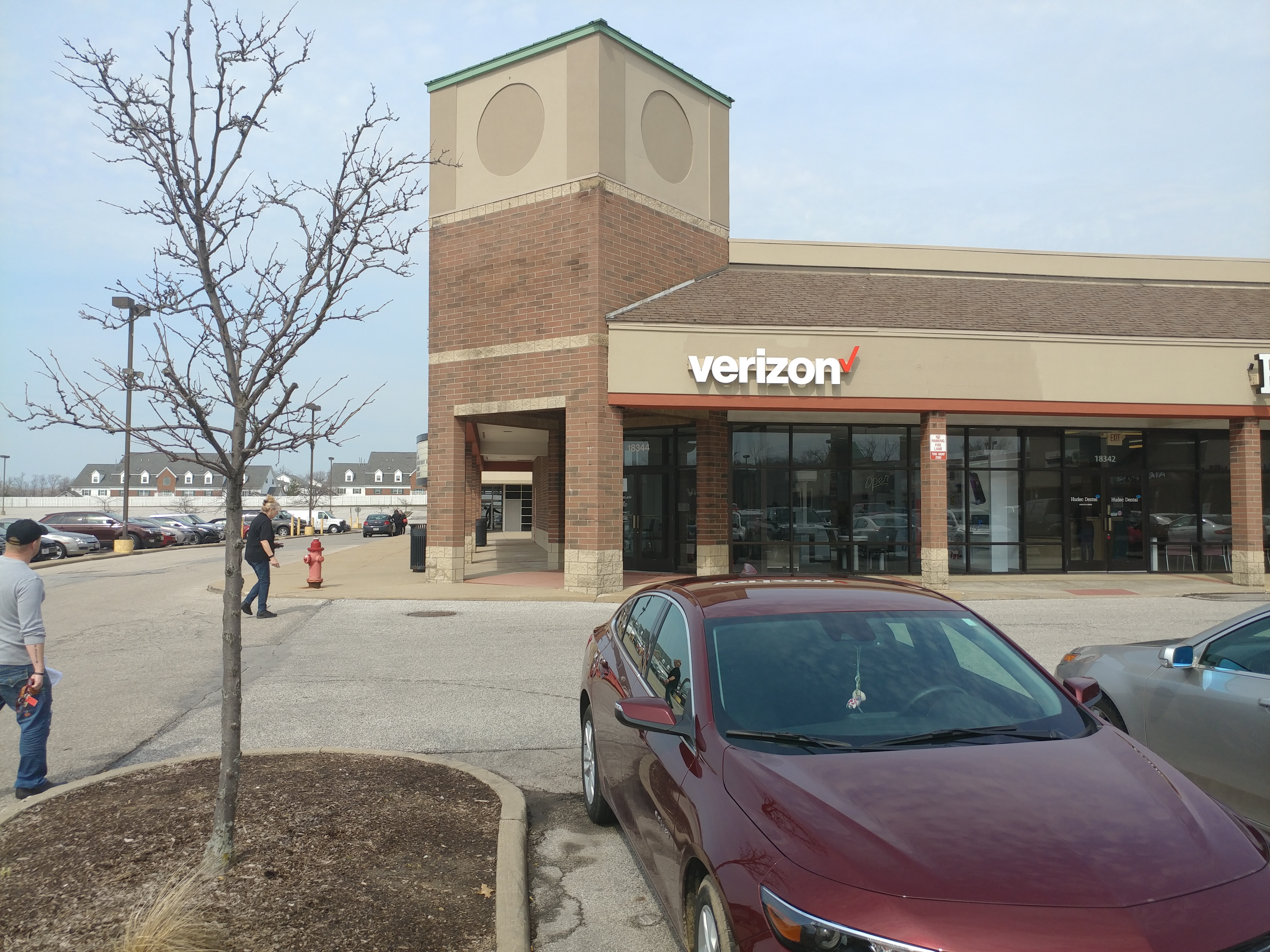 Verizon Authorized Retailer – GoWireless Photo