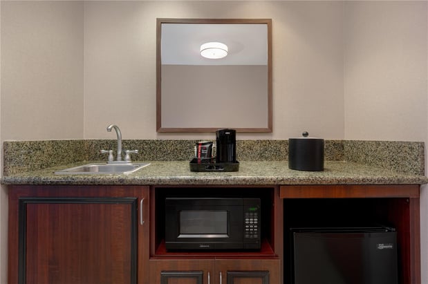 Images Hampton Inn & Suites Wilkes-Barre/Scranton, PA