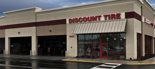 Images Discount Tire