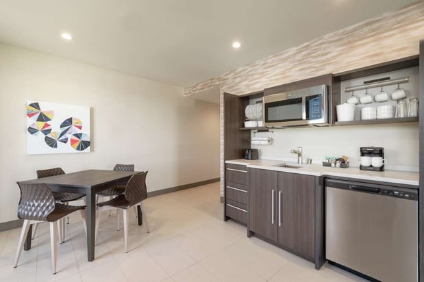 Images Home2 Suites by Hilton Woodland Hills Los Angeles