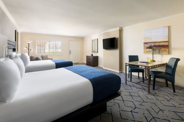 Images Scottsdale Plaza Resort