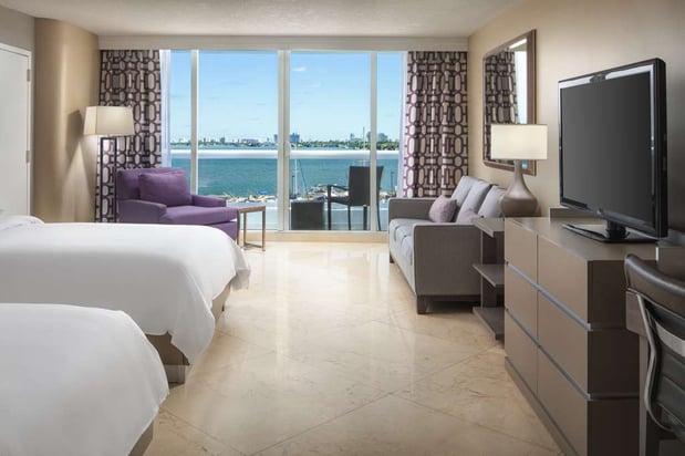 Images DoubleTree by Hilton Grand Hotel Biscayne Bay