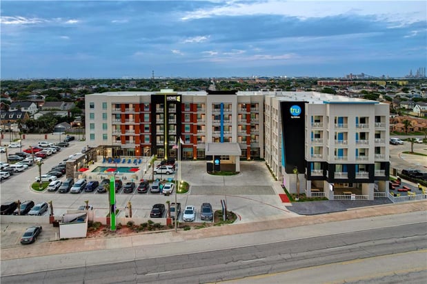 Images Home2 Suites by Hilton Galveston