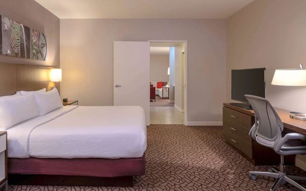 Images Hilton Garden Inn Downtown Dallas