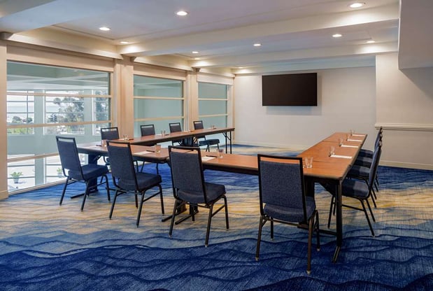 Images Hilton Garden Inn Dana Point Doheny Beach