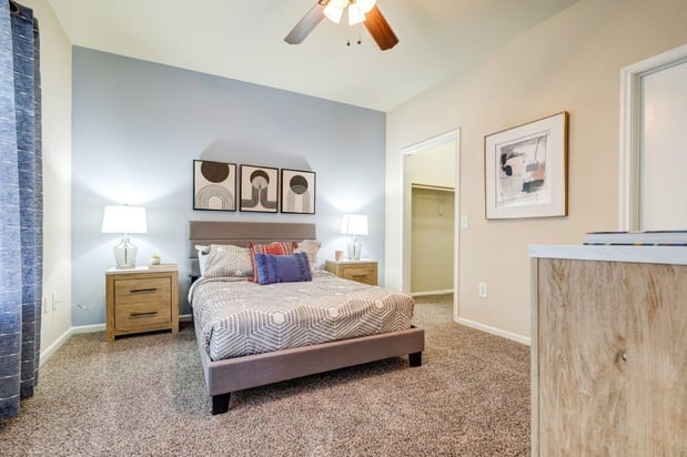 Images Legacy of Cedar Hill Apartments & Townhomes