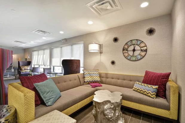 Images Home2 Suites by Hilton KCI Airport